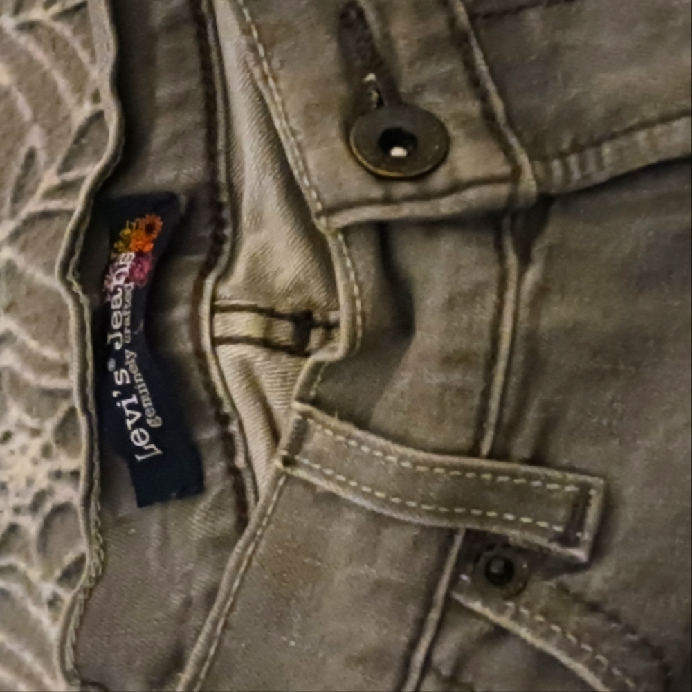 Levi's skinny jeans